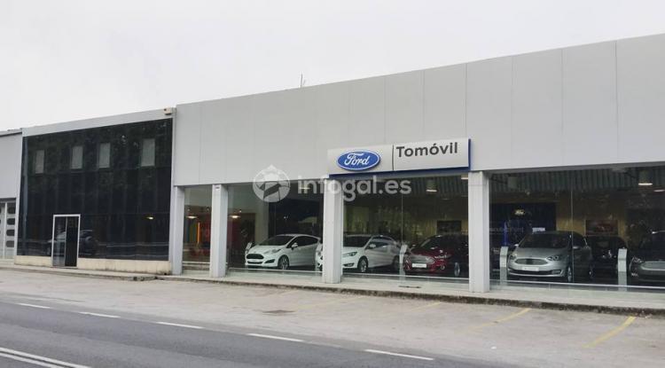 Tomóvil Ford